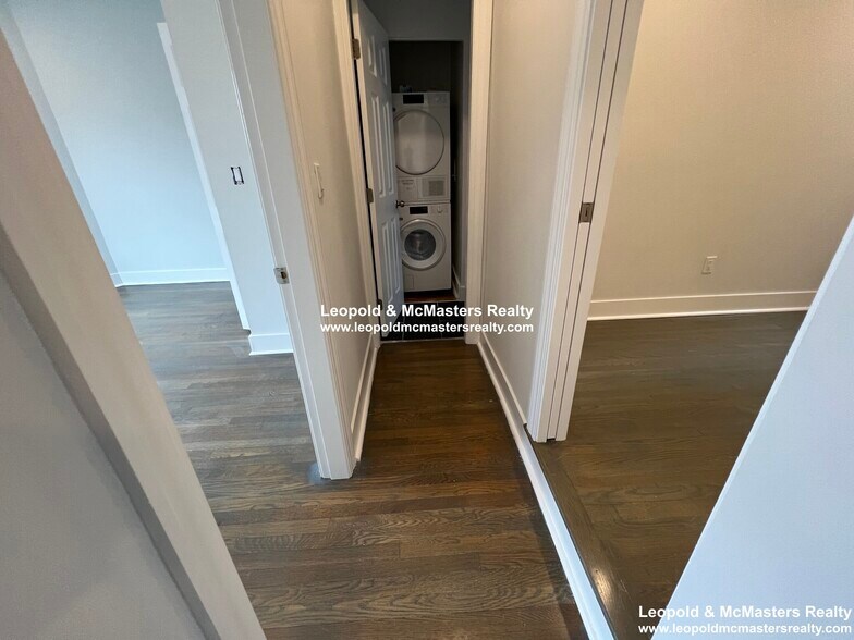 Building Photo - 15 Peterborough St