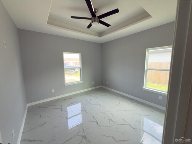 Building Photo - 1514 N Holland Ave