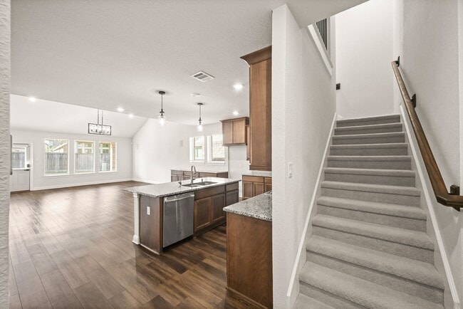 Building Photo - 15703 Monkey Rock Dr