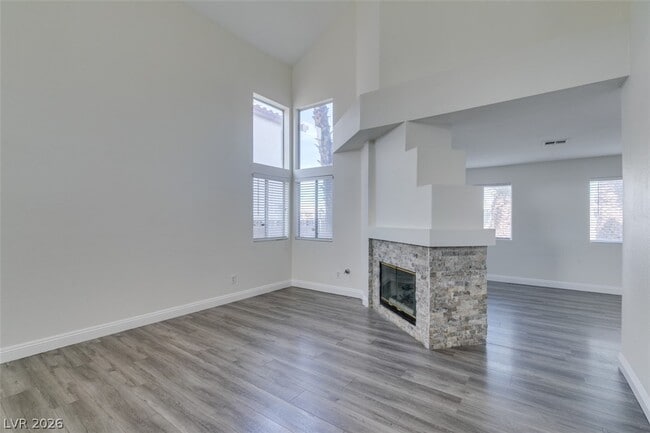 Building Photo - 8006 S Counterpoint Ln