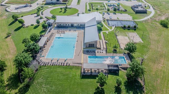 Building Photo - 2317 Miramar Dr