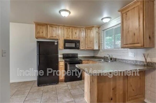 Building Photo - 761 W 600 S
