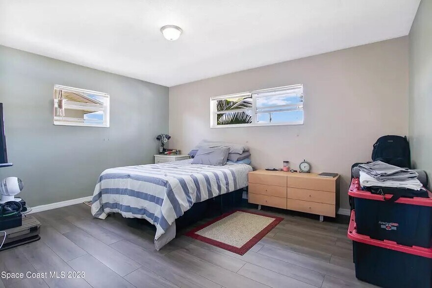 Building Photo - 567 Grant Ave