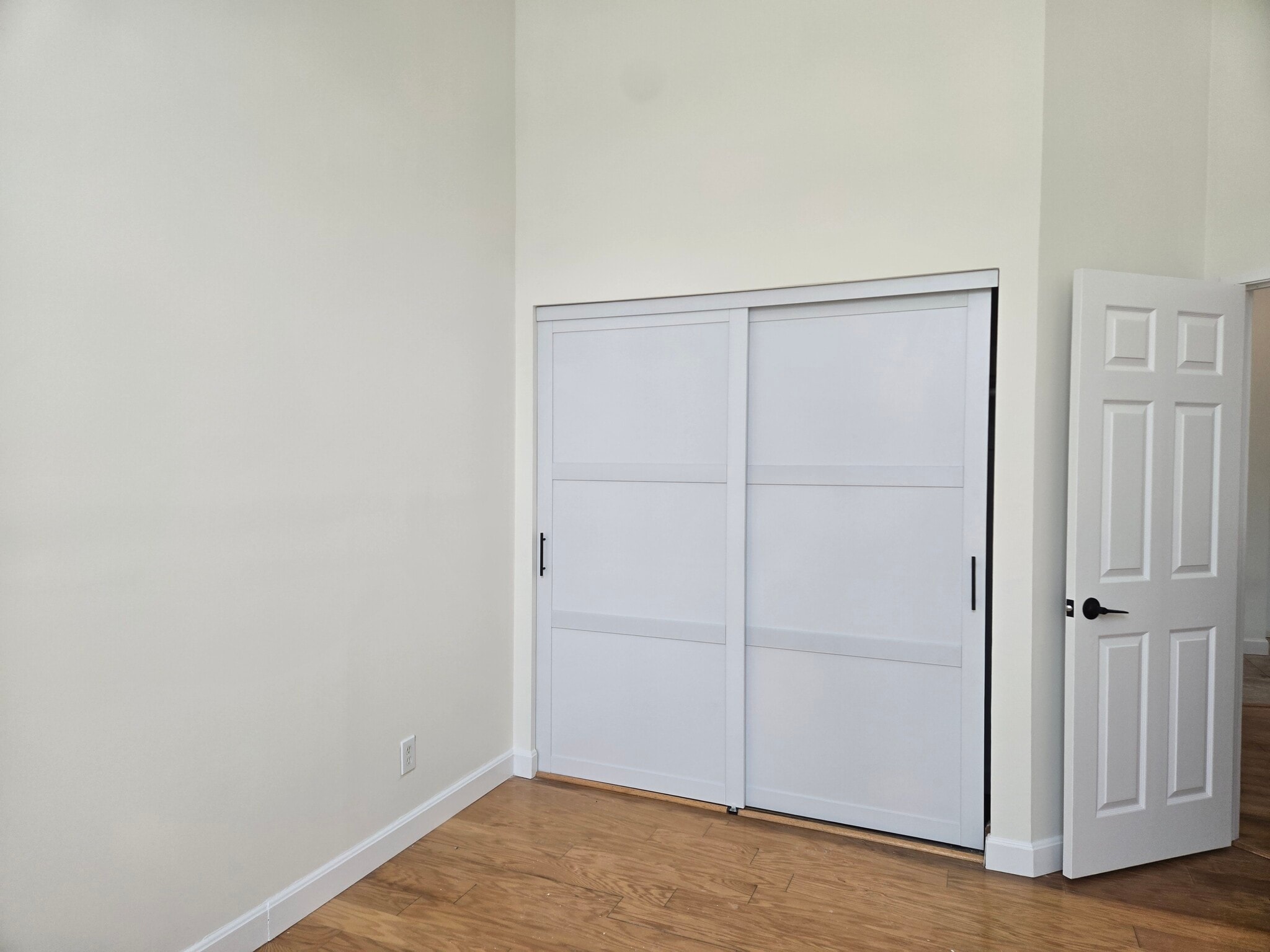 Large closets - 64 Forest St