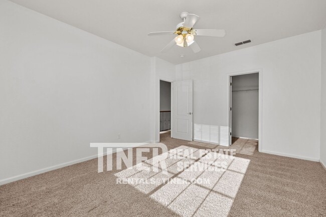 Building Photo - 6530 Aster Ct