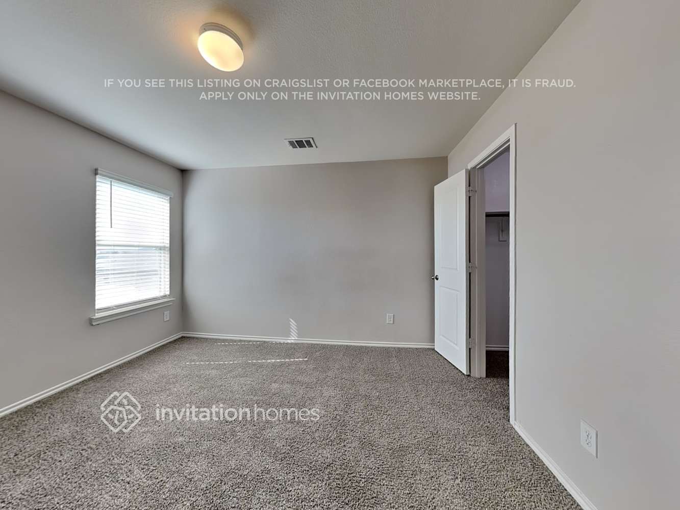 Building Photo - 800 Alton Dr