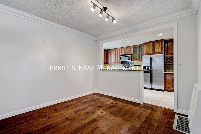 Building Photo - 6533 E Monlaco Rd