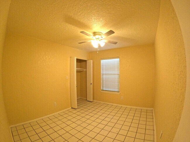 Building Photo - 2968 La Mesilla Circle