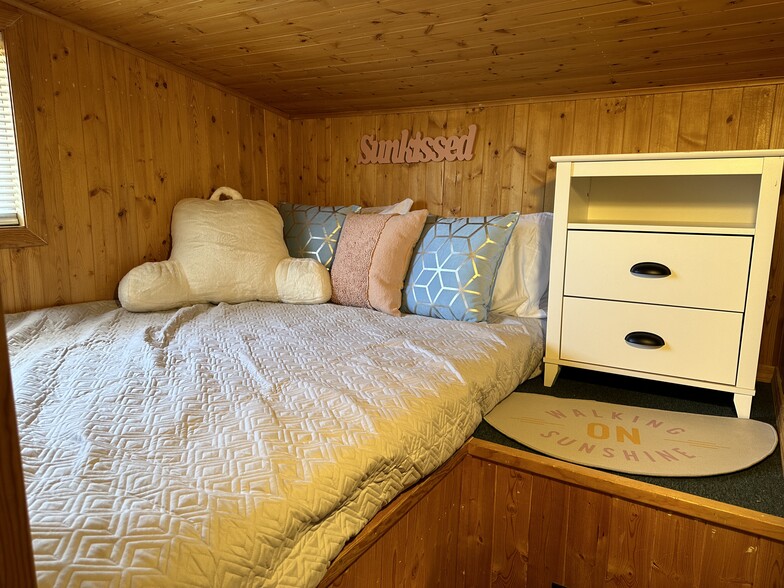 Building Photo - 1949 Daggs Loop