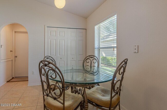 Building Photo - 3913 Sunset Cove Dr