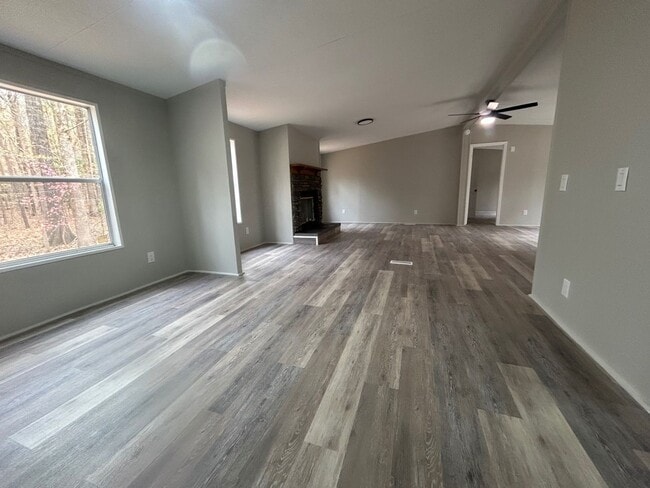 Building Photo - 1362 Winterwood Rd