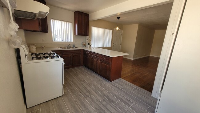 Building Photo - 7013 Coldwater Canyon Ave