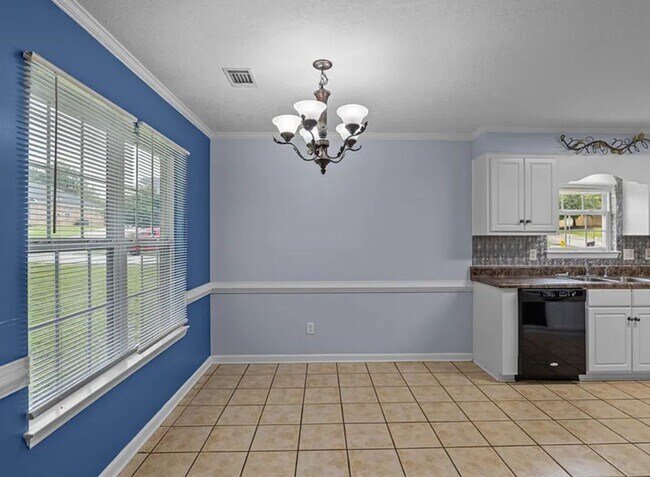 Building Photo - Charming Grovetown Home