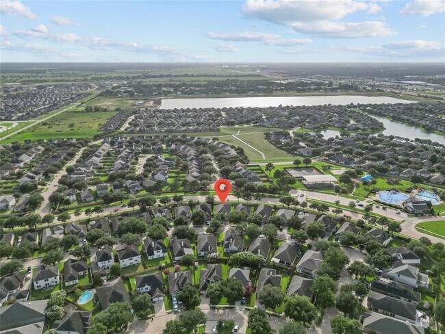Building Photo - 11047 Pierce Valley Dr