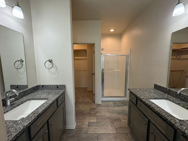Building Photo - Available Now- Half Off First Months Rent!