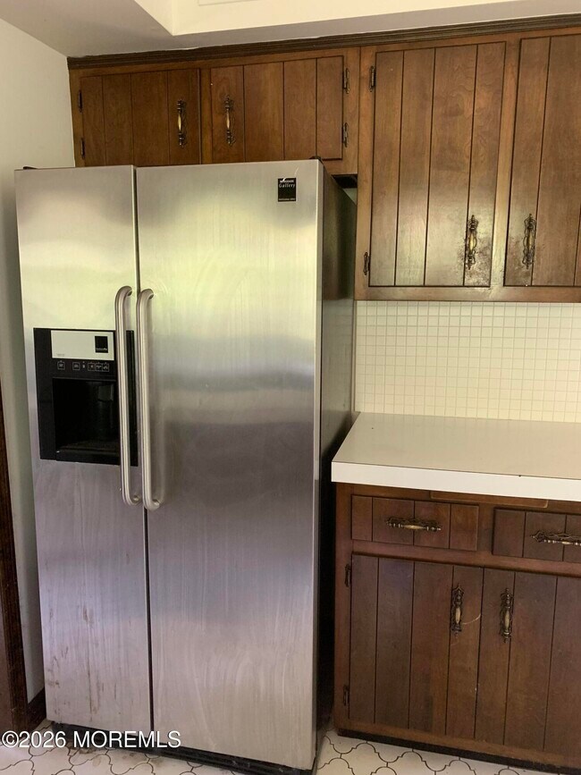 Building Photo - 2 Carbury Rd