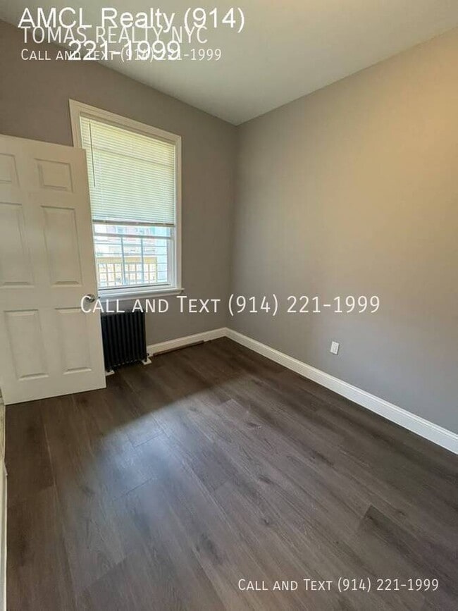 Building Photo - 109 Linden St