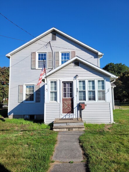 Primary Photo - 900 Turin St