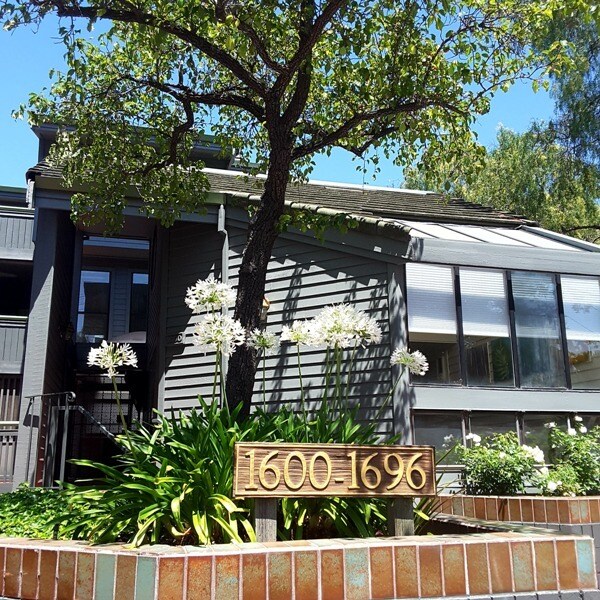 Building Photo - 1624 San Miguel Dr