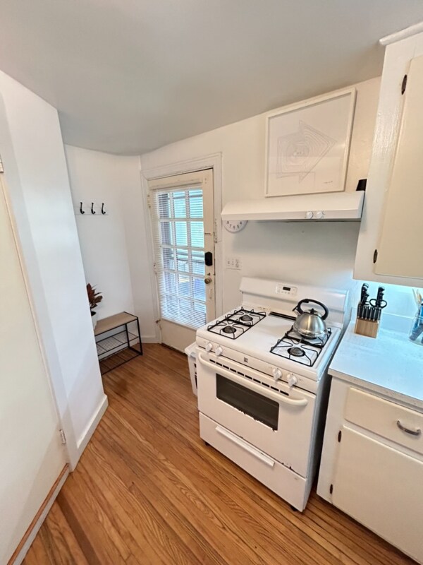 Building Photo - 718 N Cayuga St