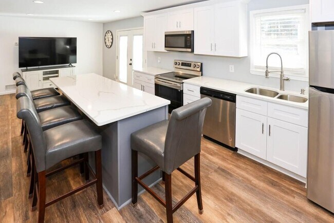 Building Photo - 6157 Orville Dr