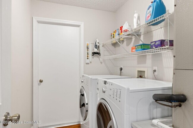 Building Photo - 1015 Homewood Ave