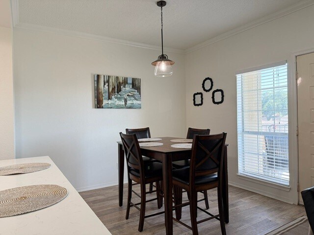 Building Photo - 921 Marine Dr