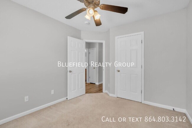Building Photo - 106 Pine Needle Rd