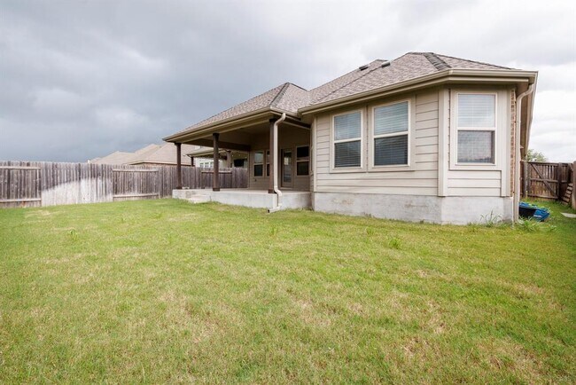 Building Photo - 21016 Abigail Way
