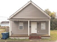 Building Photo - 2BR/2BA Home in Downtown Wilmington - $1,399/month- Pet Friendly* - 50% off 1st Month's Rent!**