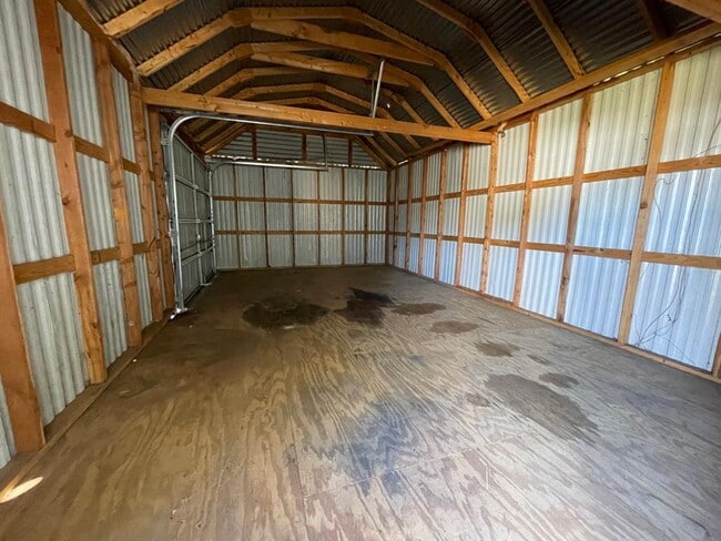 Building Photo - 2128 SW 41st St