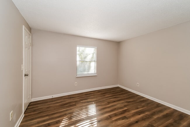 Building Photo - 8444 Fury Dr