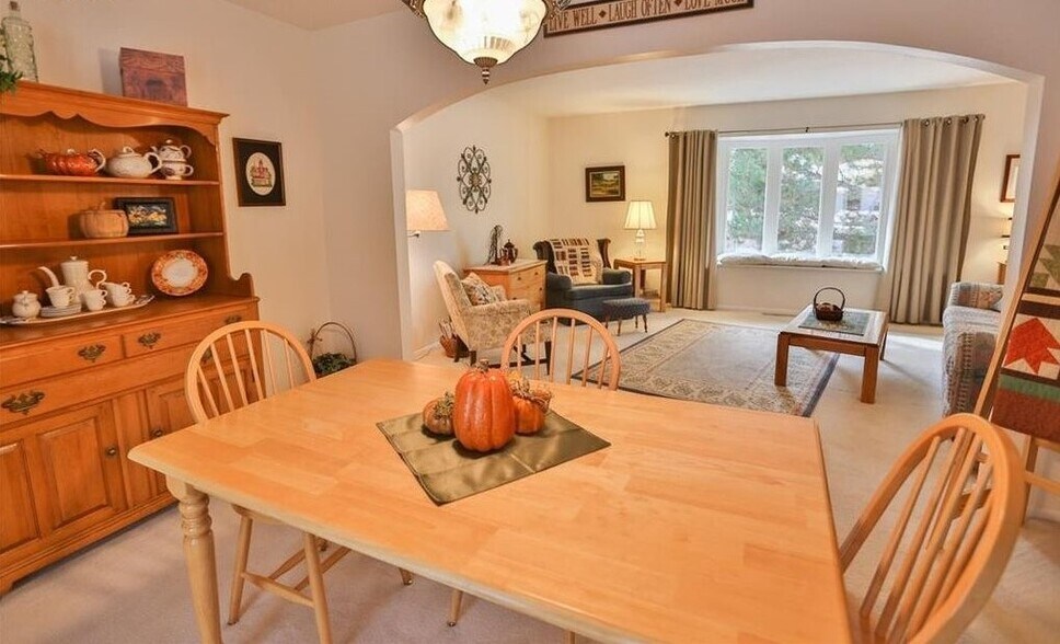 Building Photo - 1519 Lehmberg Blvd