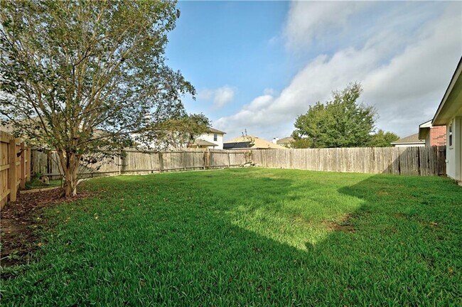 Building Photo - 4017 Bandice Ln