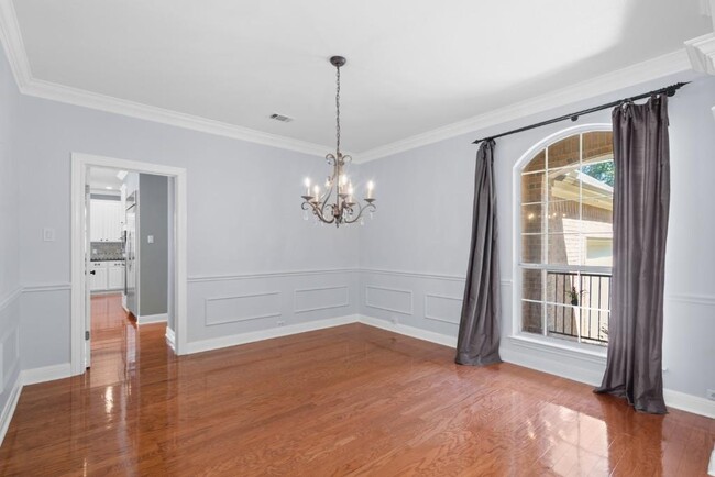 Building Photo - 10605 Coreopsis Dr