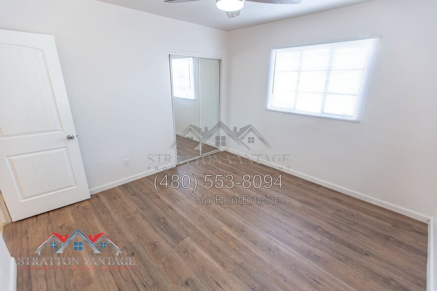 Building Photo - 3407 E Yale St