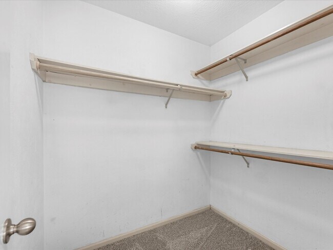 Building Photo - 4241 Mountain Peak Way