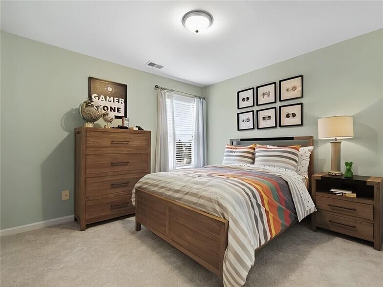 Building Photo - 1341 Elderwood Way