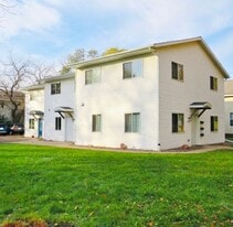 Building Photo - 1521 6th St E