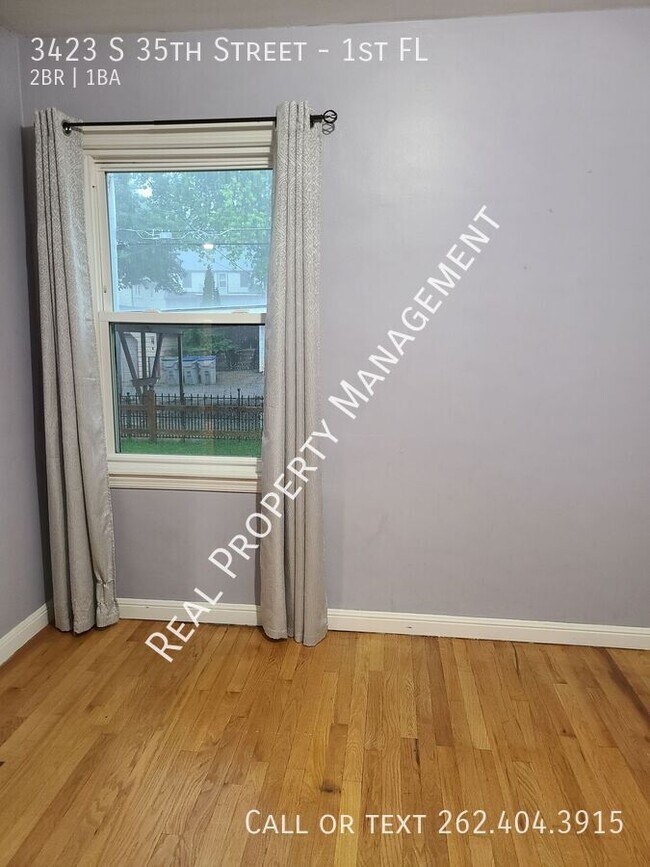 Building Photo - 3423 S 35th St