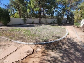 Building Photo - 1876 Stablegate Ave