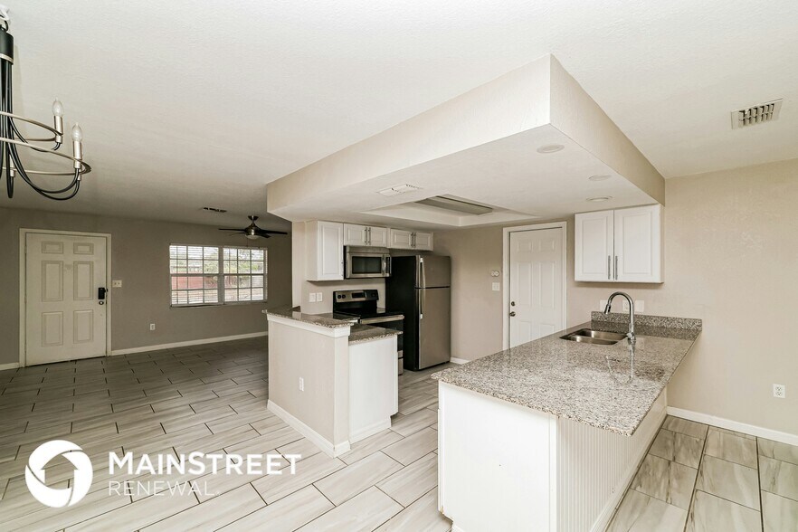 Building Photo - 11440 Fox Run