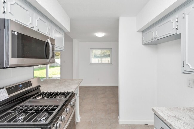 Building Photo - 12118 Ryewater Dr