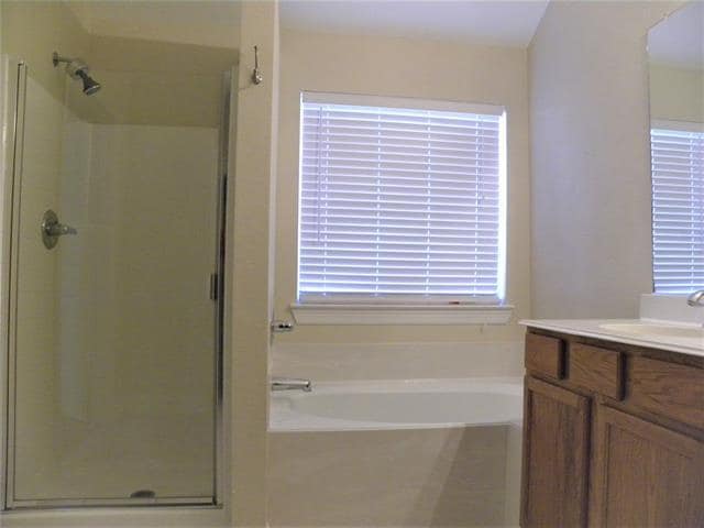 Building Photo - 1704 Flamingo Dr