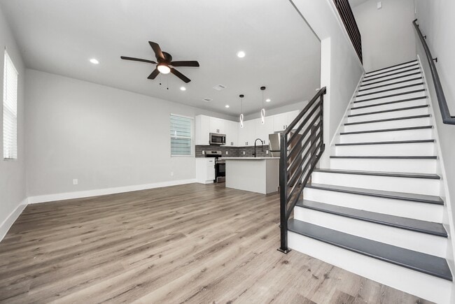 Building Photo - 19104 Sears Dr