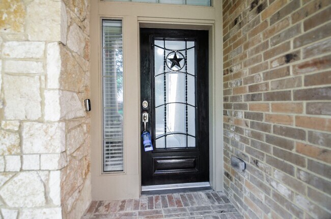 Building Photo - 25619 Tower Side Ln