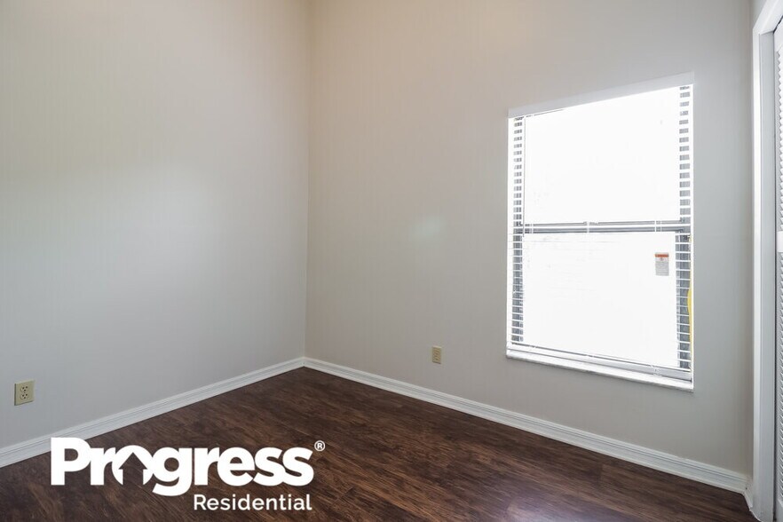 Building Photo - 5022 Dahoon View Dr