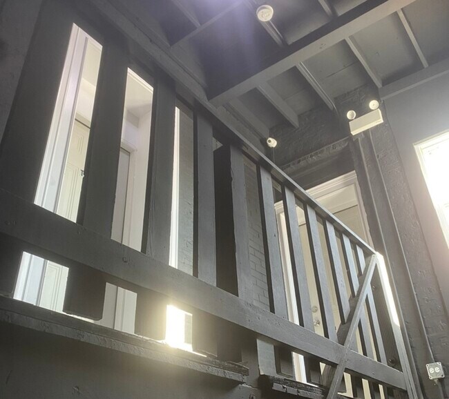 Building Photo - 4213 W 13th St