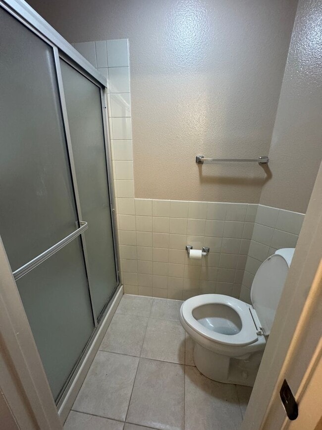 Building Photo - 1201 Greenstone Ln