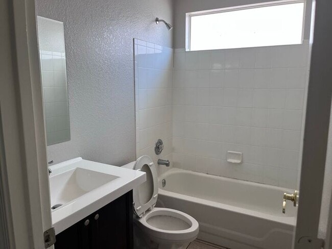 Building Photo - Coming Soon- 3 Bed/ 2Bath Single Level Hom...